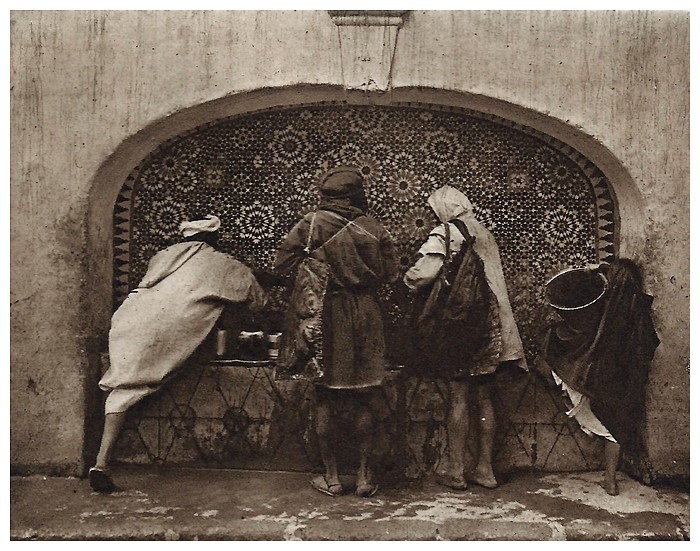 Le jardin et la maison arabes au Maroc de Jean Gallotti - Page 5 Cscan144
