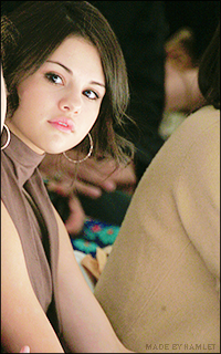Selena Gomez 2013g259