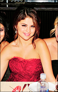 Selena Gomez 2013g288