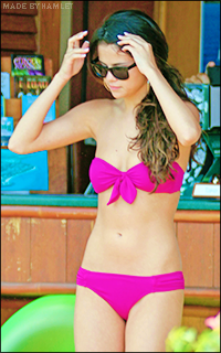 Selena Gomez 2013g320