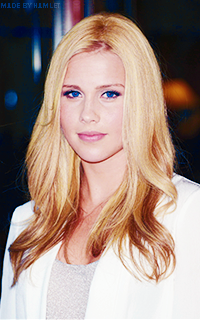 Claire Holt 2013ho38