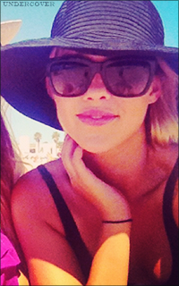 Claire Holt 2014ho35