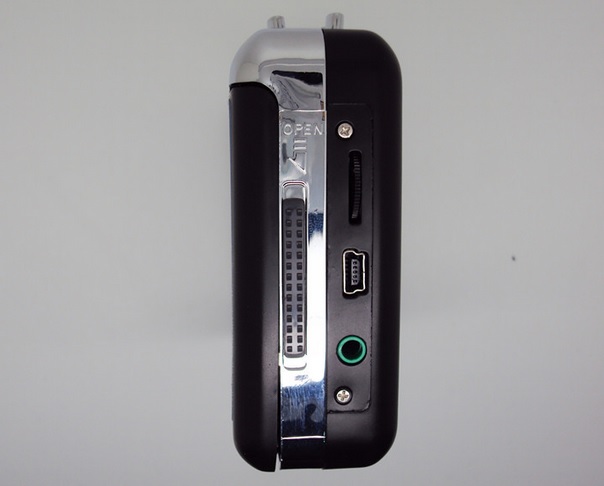 Walkman Cassette Tape to Digital MP3 USB Audio Converter  Usbcas16