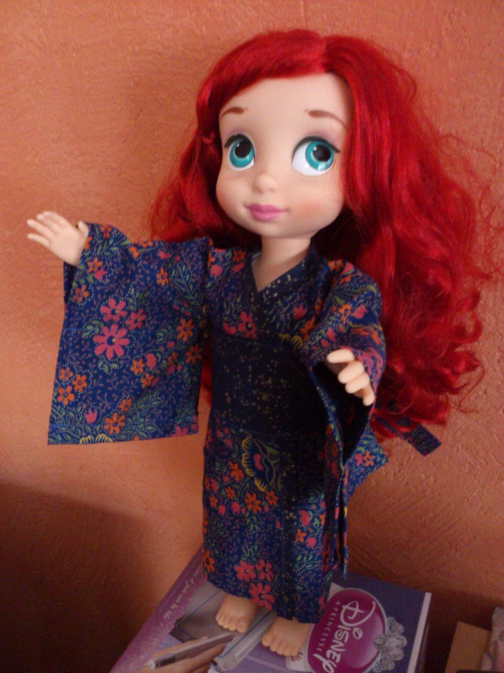 tenues - tenues/confections pour poupées disney - Page 25 Ariel_11