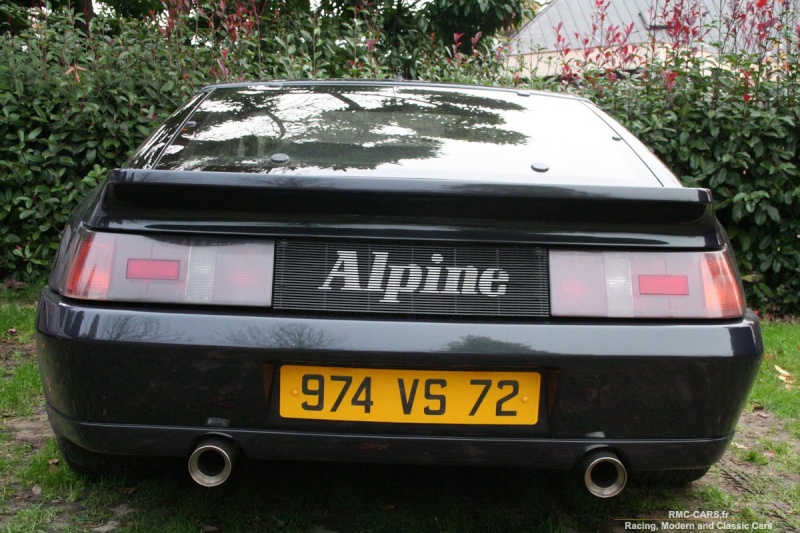 Grille arrière entre les feux, Modèles Alpine GTA et A610 - Page 2 Grille17