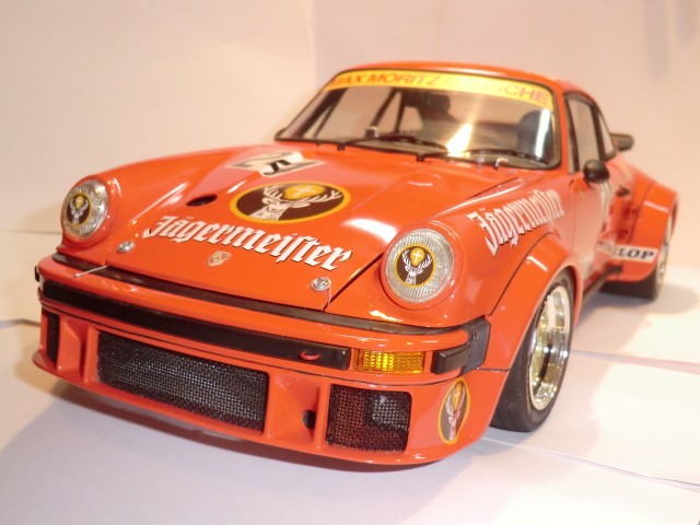 Re-montage de la Porsche 934 rsr Jagermeister - Page 6 Cimg2560