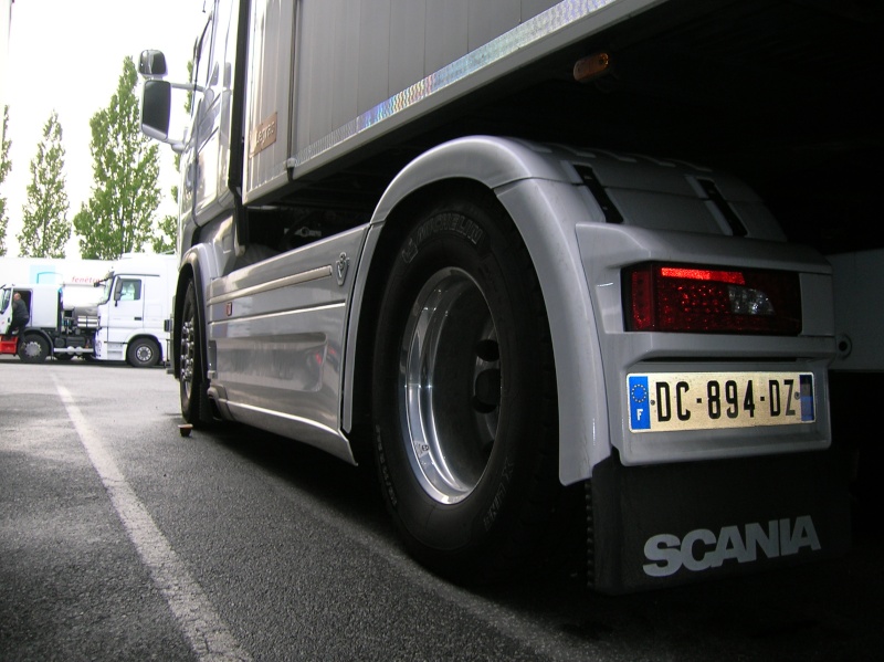 Les Scania Porsche série limitée - Page 3 Dscn1332