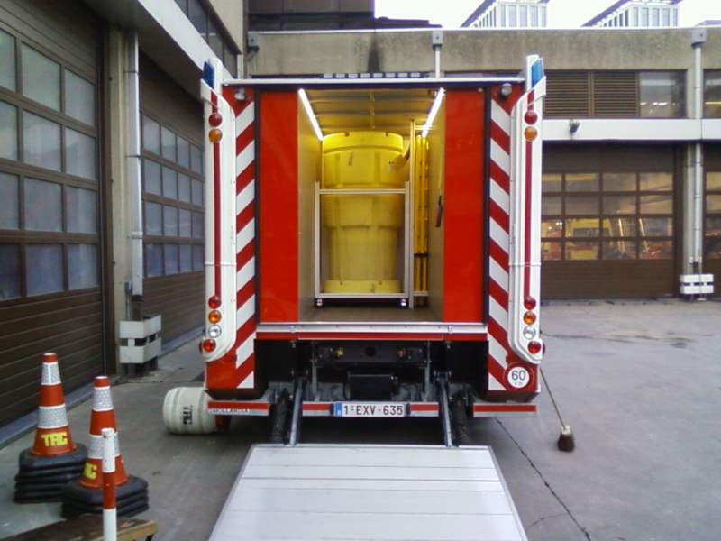 BXL: nouveau camion de transport pour l'équipe TAG Photos14