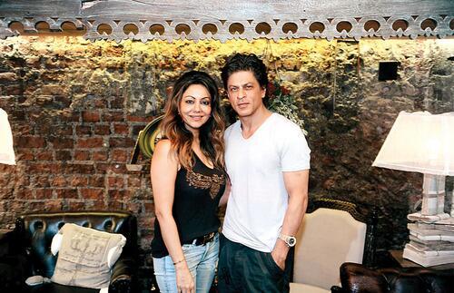 Gauri Khan parle des cadeaux de SRK pour la Saint Valentin Bg1sta10