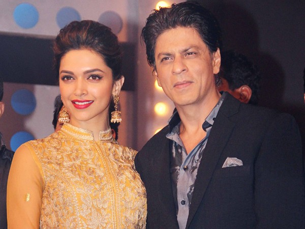 Deepika prend soin de SRK Deeps_10