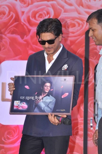 Shah Rukh Khan au Lux événement Dsc_0610