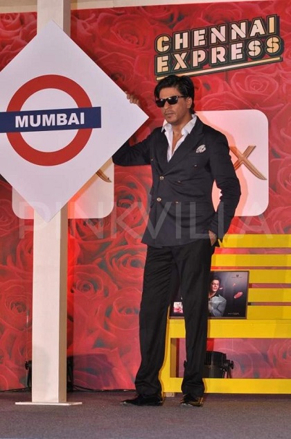 Shah Rukh Khan au Lux événement Dsc_1010