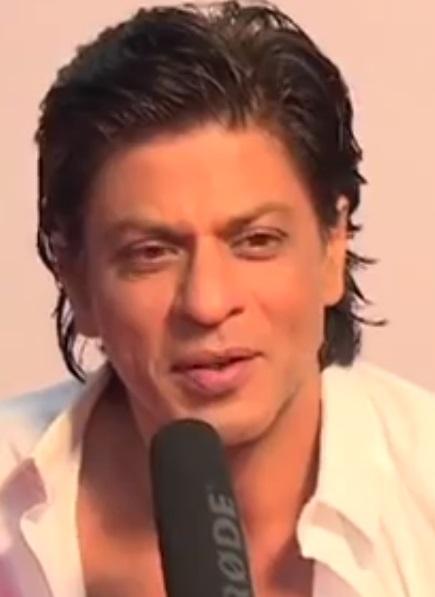 SRK au lancement du calendrier 2014 de Dabboo Ratnani Srkcal10