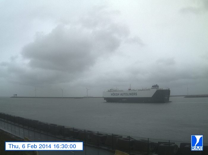 Photos en direct du port de Zeebrugge (webcam) - Page 61 Image11