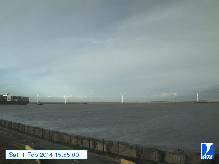 Photos en direct du port de Zeebrugge (webcam) - Page 60 Image310