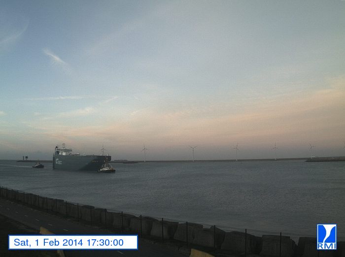 Photos en direct du port de Zeebrugge (webcam) - Page 60 Image510