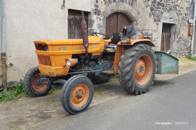 Tracteurs agricoles anciens  - Page 21 20230416