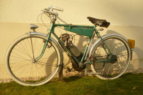 une veritable bicyclette moteur auxiliaire le CYCLOREX