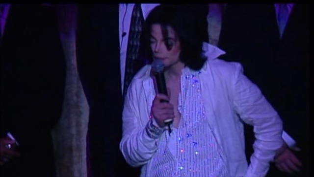 [DL] Michael Jackson Commemorated (Ingles)  Commem26