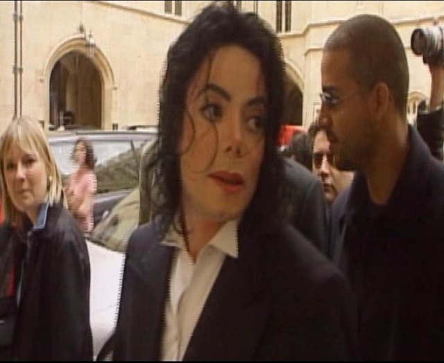 [DL] Michael Jackson - Who Killed The King Of Pop Documentary Killed17