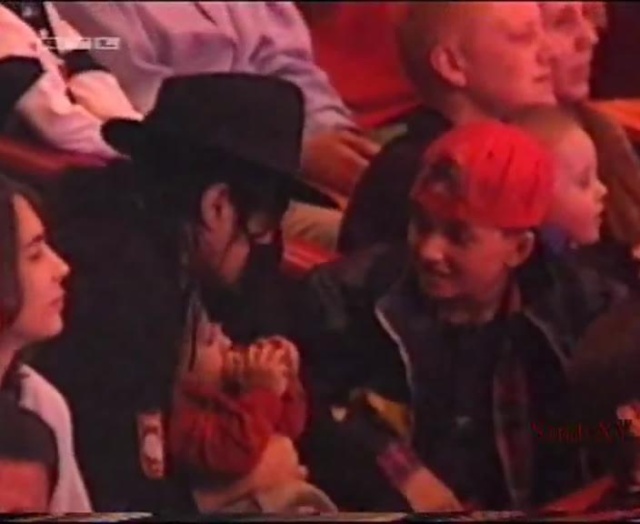 [DL] Michael Jackson Report in Mnchen 1998 Mnchen27