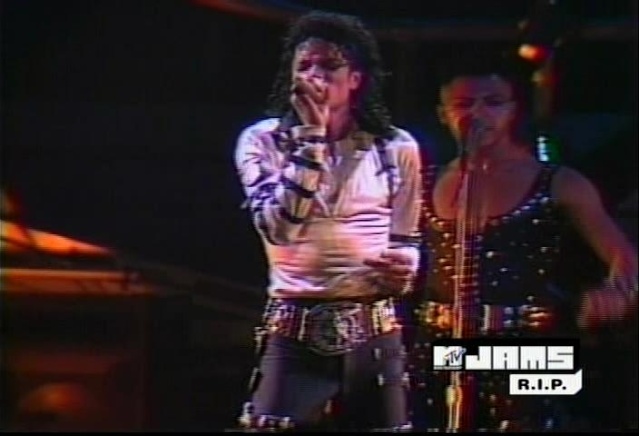 [DL] MTV & VH1 Various Live Performances Mtv_vh18