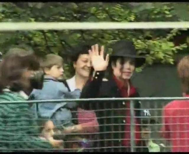 [Download] Michael Jackson History in Prague 1996  Prague22