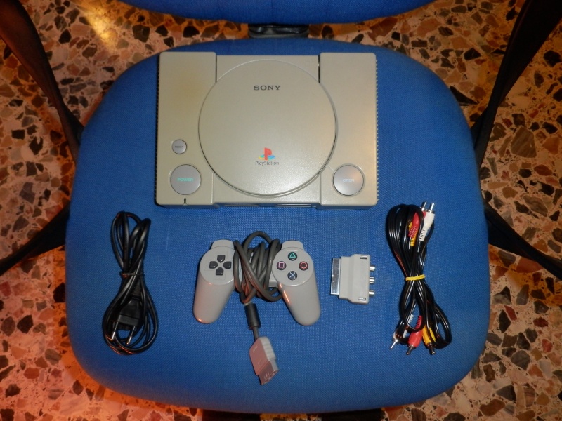 Sony playstation SCPH-1002 [50 € + sped.] P1290010
