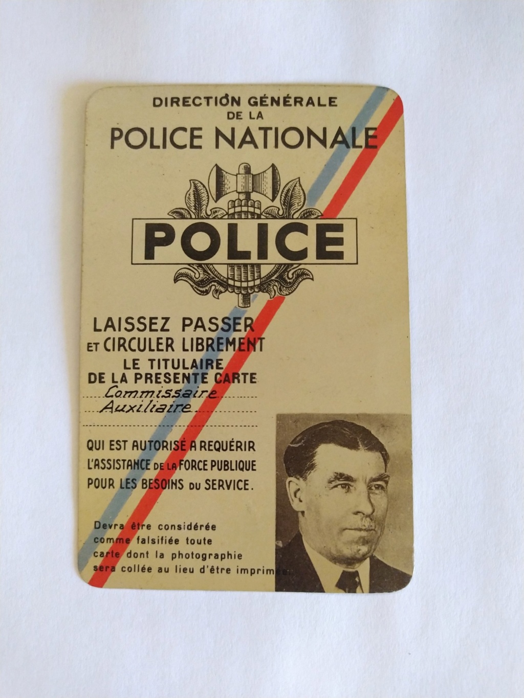 Carte de commissaire de police vichy Img_2185