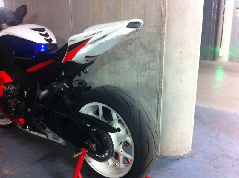 CBR1000RR - Page 3 Modif111