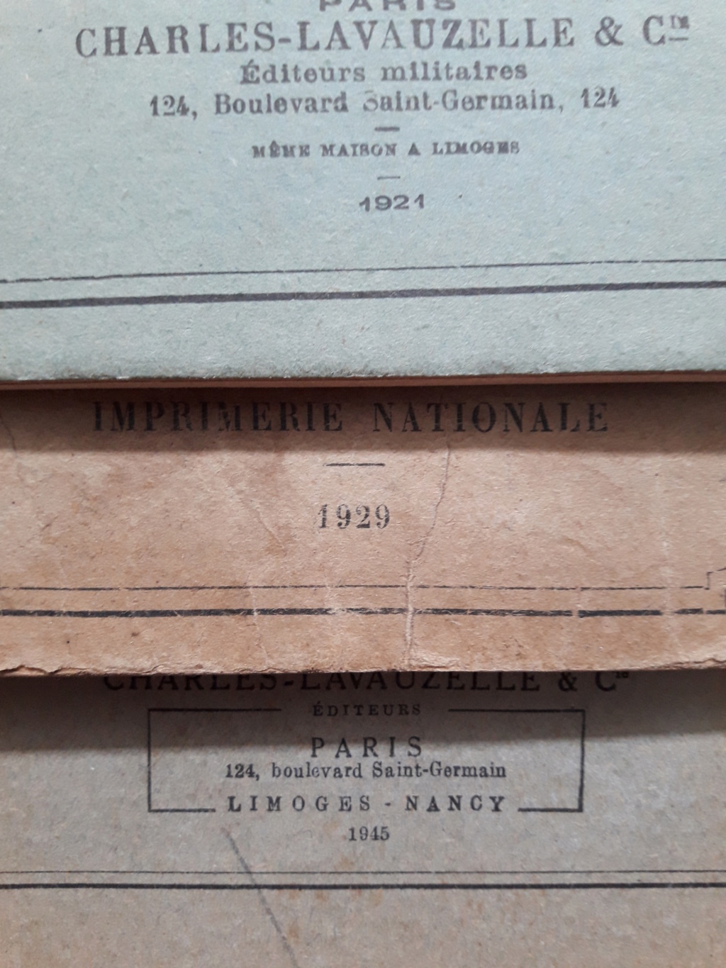Lot 3 manuels militaires d'époque: UNITES MITRAILLEUSE, TIR DE L'INFANTERIE, ARTILLERIE matériel de 105 L mle 1915. BAISSE DE PRIX. - PHILPENS - JANV - 2  Ventes82