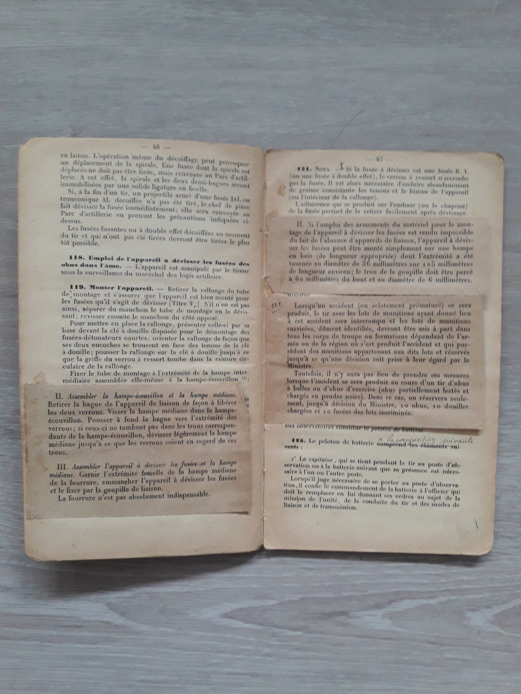 Lot 3 manuels militaires d'époque: UNITES MITRAILLEUSE, TIR DE L'INFANTERIE, ARTILLERIE matériel de 105 L mle 1915. BAISSE DE PRIX. - PHILPENS - JANV - 2  Ventes88