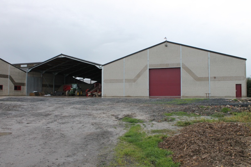 Petitpom construit un hangar à pdt ! Photo_13