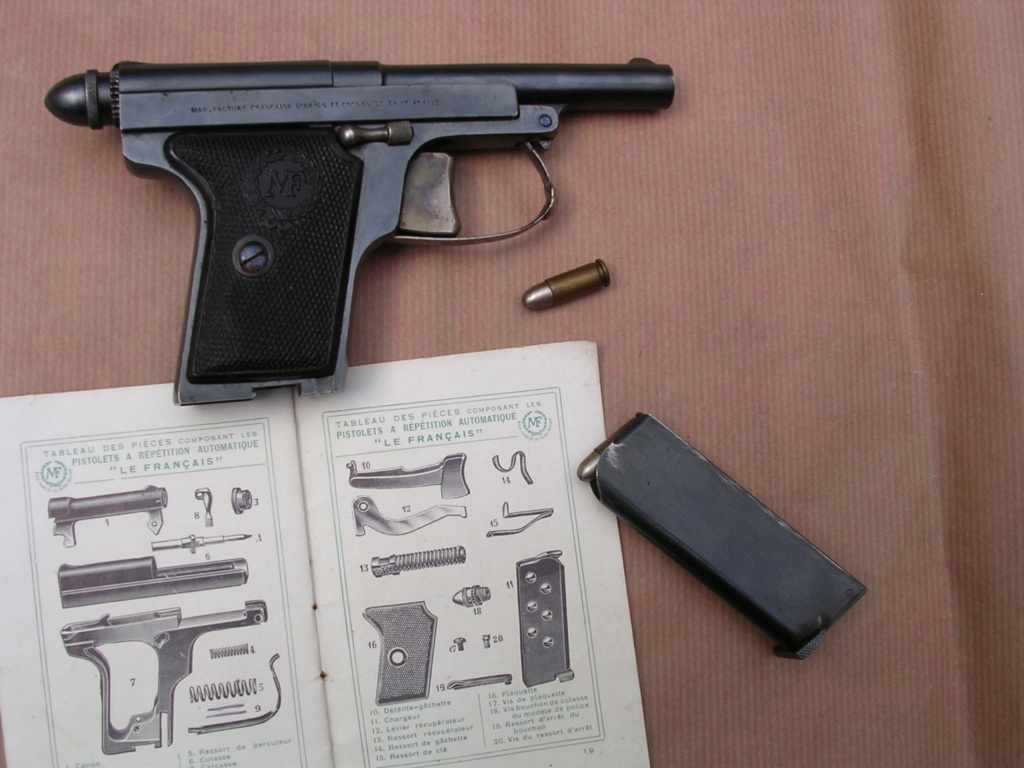 Pistolet le Français Dscn0217