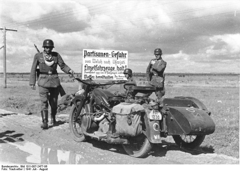 Les motos de l'armée allemande ! - Page 6 Bundes16