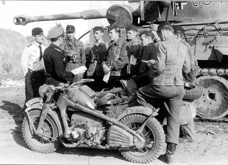 Les motos de l'armée allemande ! - Page 6 Group-10