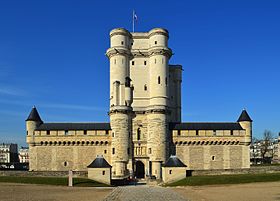 09 septembre 1715: Le roi Louis XV quitte Versailles pour le château de Vincennes  Vincen10