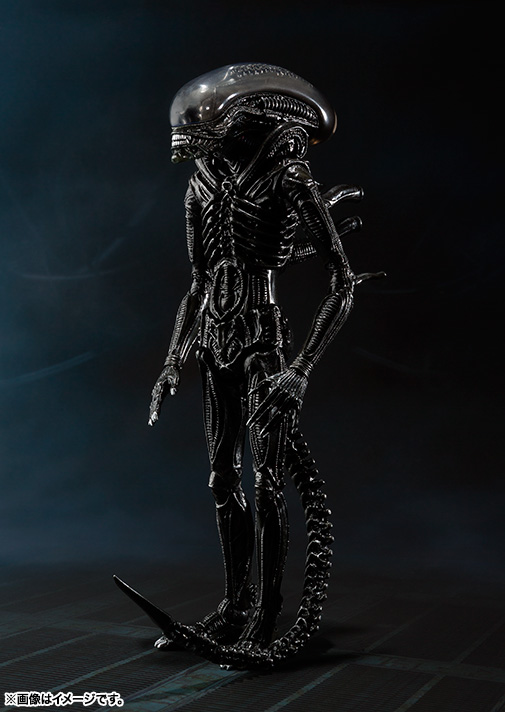 S.H. Monsterarts - Alien - Alien Big Chap 233