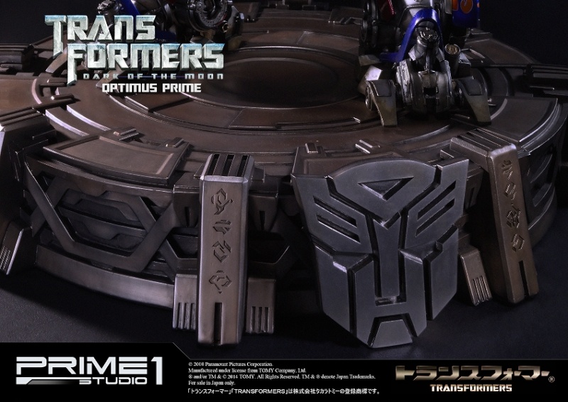 Prime 1 Studios - Transformers: Dark Of The Moon - Optimus Prime 535