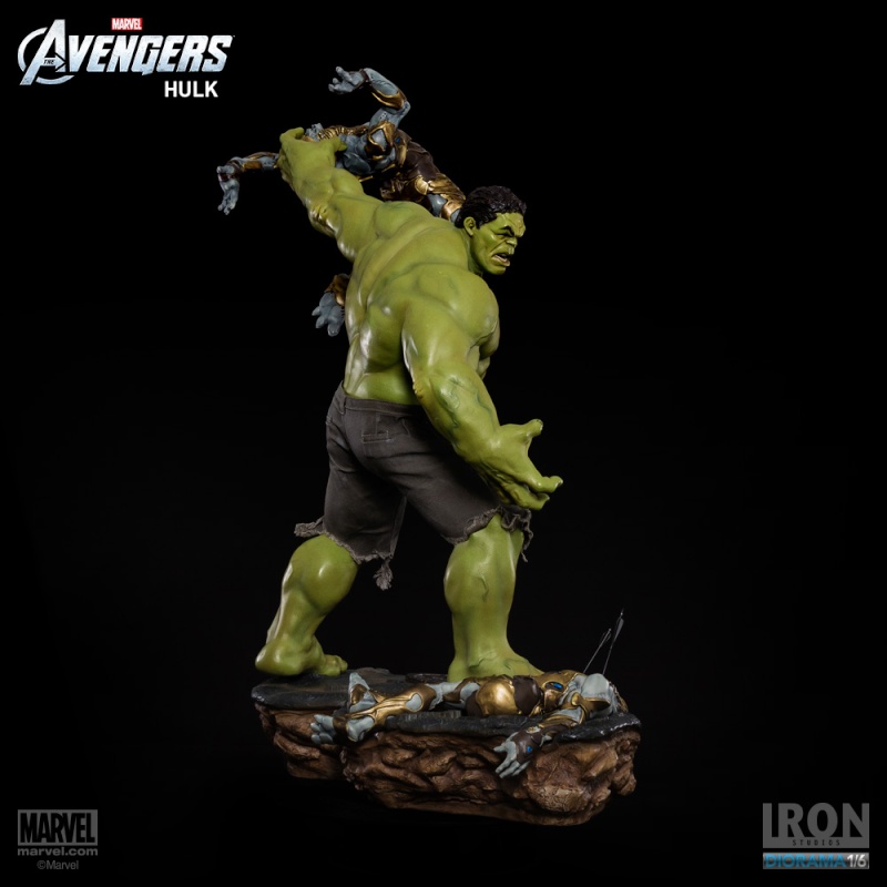 The Avengers - 1/6 Diorama - Hulk 8120