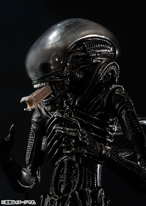 S.H. Monsterarts - Alien - Alien Big Chap 827