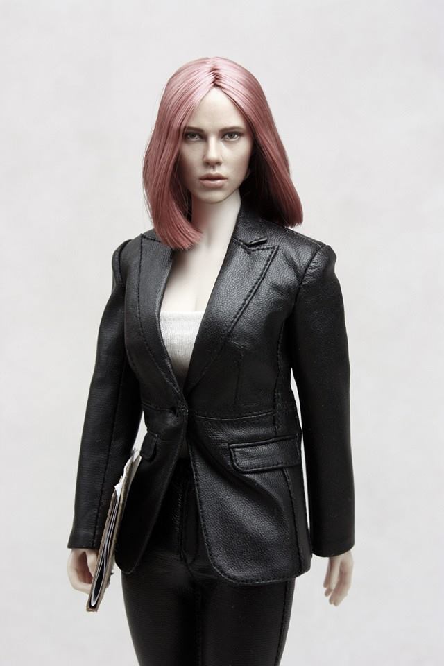 Pop Toys - 1/6 X14 -  Female Spy Leather Suit E51