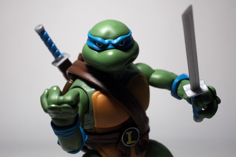 Playmates - TMNT Tortues Ninja - Classic Collection - Leonardo H10