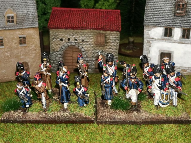 Armée Française 1812-15 Resoclage - Page 2 26204910