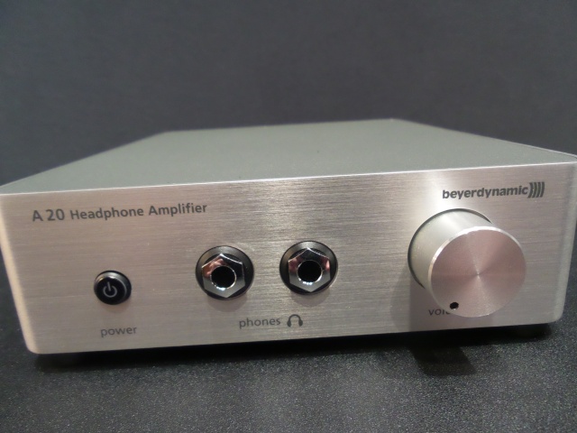Beyerdynamic - A20 - Headphone Amp (New) 20131226