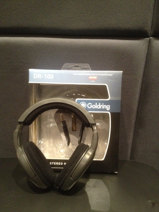 Goldring-DR 100-Headphone(Display Unit) Img_0659