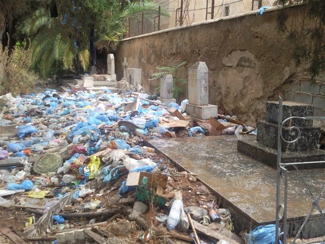 ALGERIE, ne parlons pas des cimetières chrétiens...... Bel_ab10