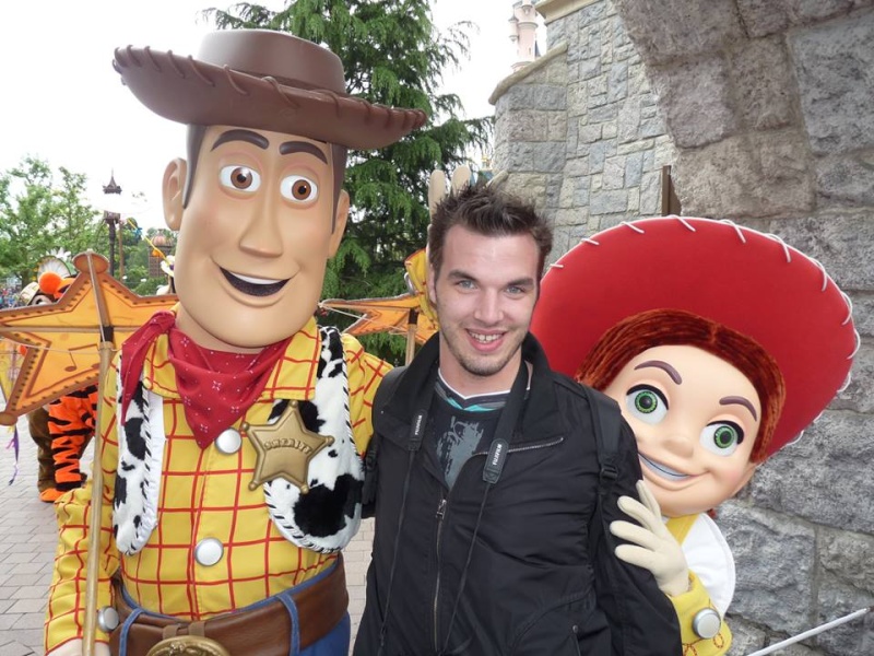 Vos photos avec les Personnages Disney - Page 7 10346710