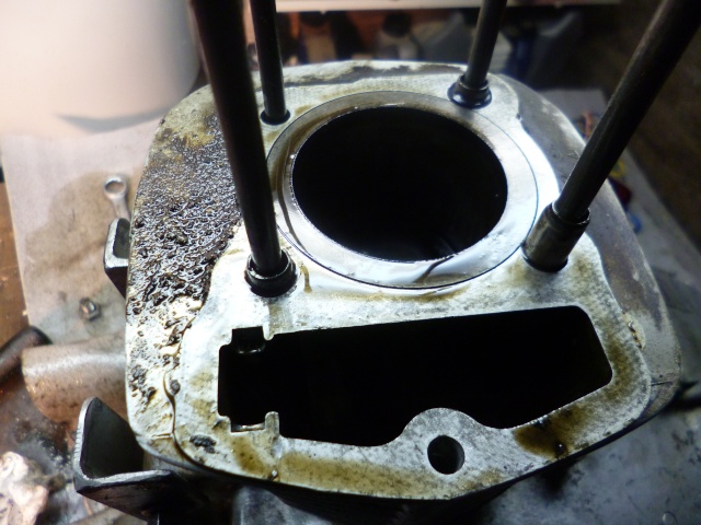 nettoyage carburateur - Stage de remise en forme pour une SL Rouerguate - Page 24 P1040116