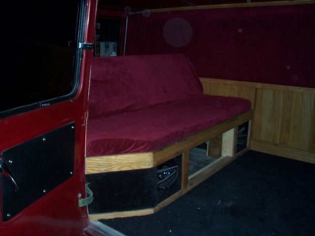 custom bed??? Bench10